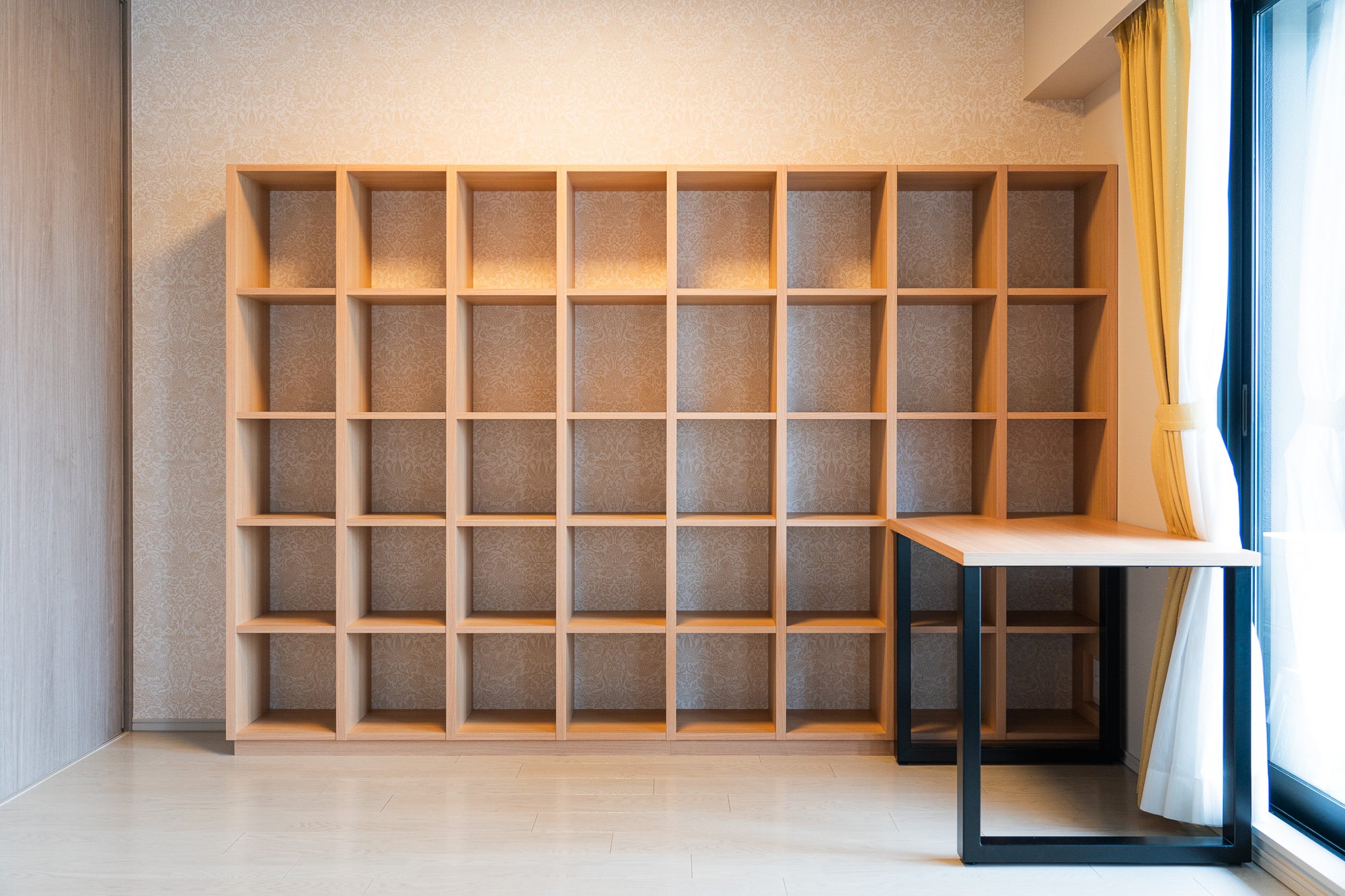 W Bookshelf