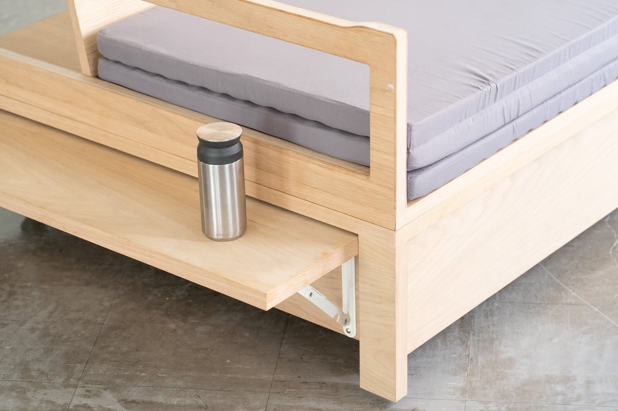 Bed TO Sofa（ベッドとソファ）